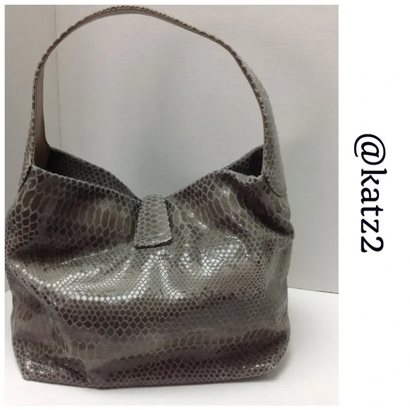 Dooney & Bourke Embossed Snakeskin Pocket Sac - Picture 3 of 6